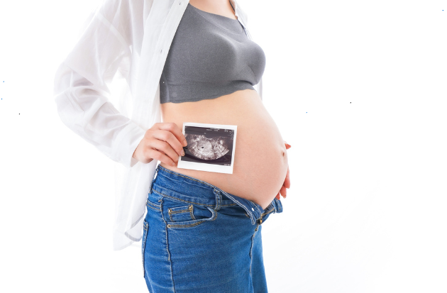 When Is the Best Time for a Maternity Photoshoot in Singapore