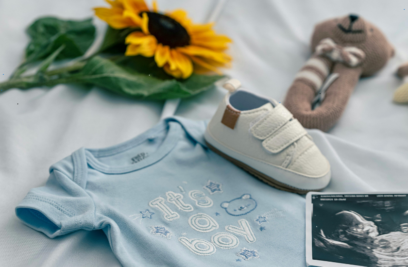 Pregnancy Announcement Photoshoot Ideas to Celebrate Your Big News