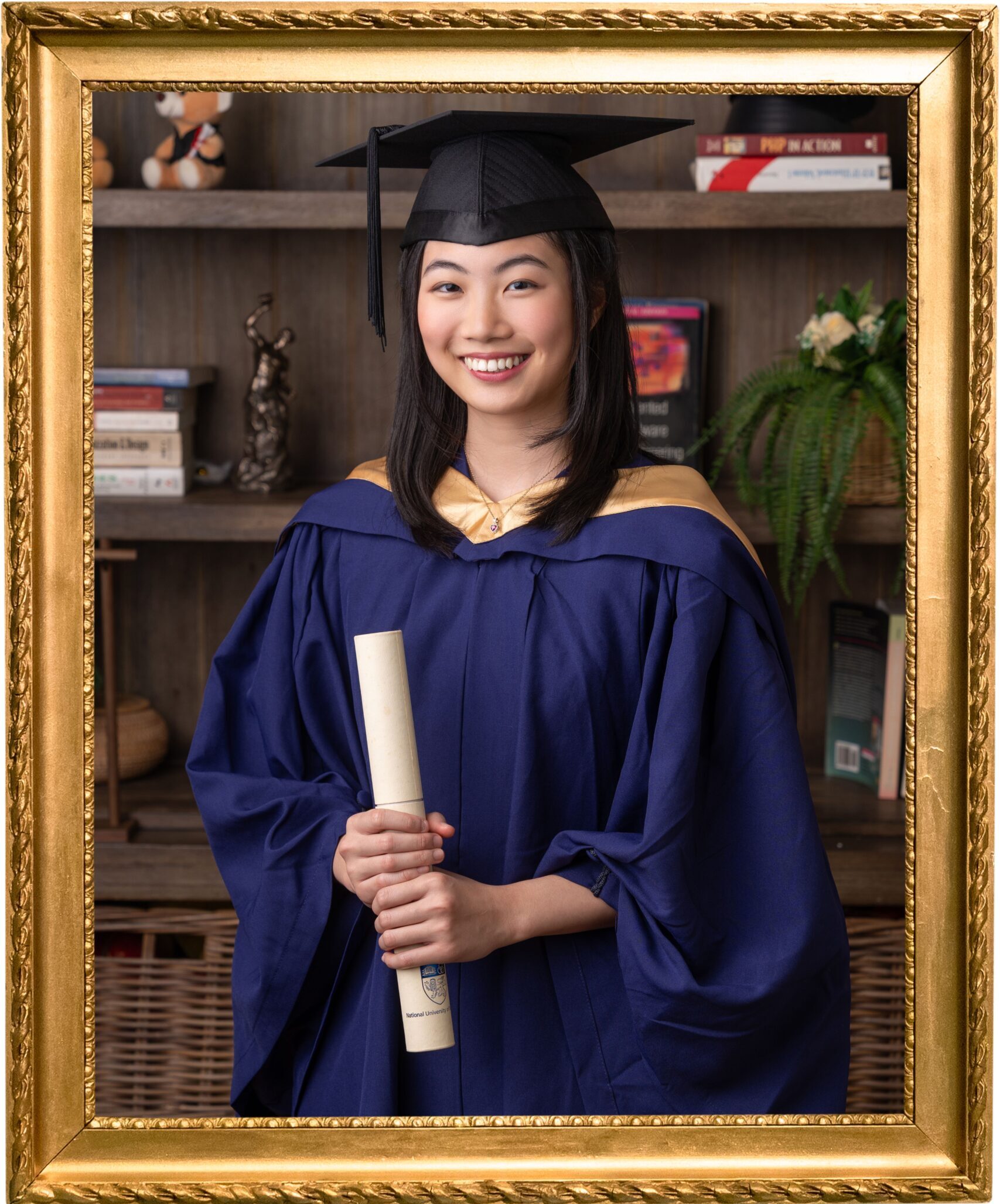 Graduation Photography 1 scaled e1778648673171