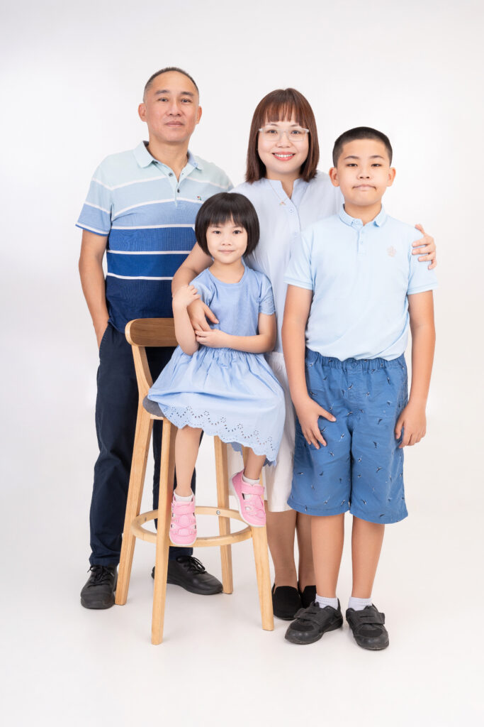 Family Photoshoot Outfit Ideas That Look Timeless