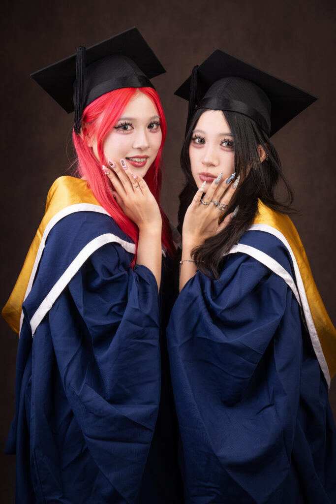 graduation Sister photoshoot singapore